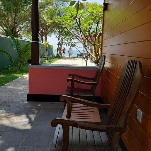 Blue Ocean Residence Induruwa Exteriér fotografie